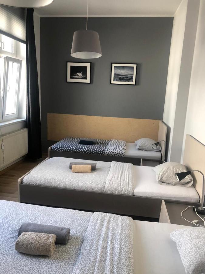 One More Night Apartment, Poznan Old Town ภายนอก รูปภาพ