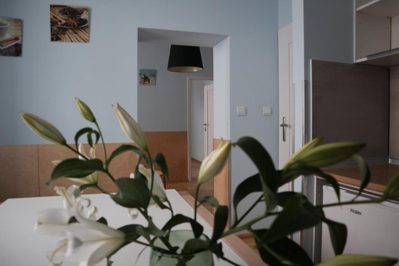 One More Night Apartment, Poznan Old Town ภายนอก รูปภาพ