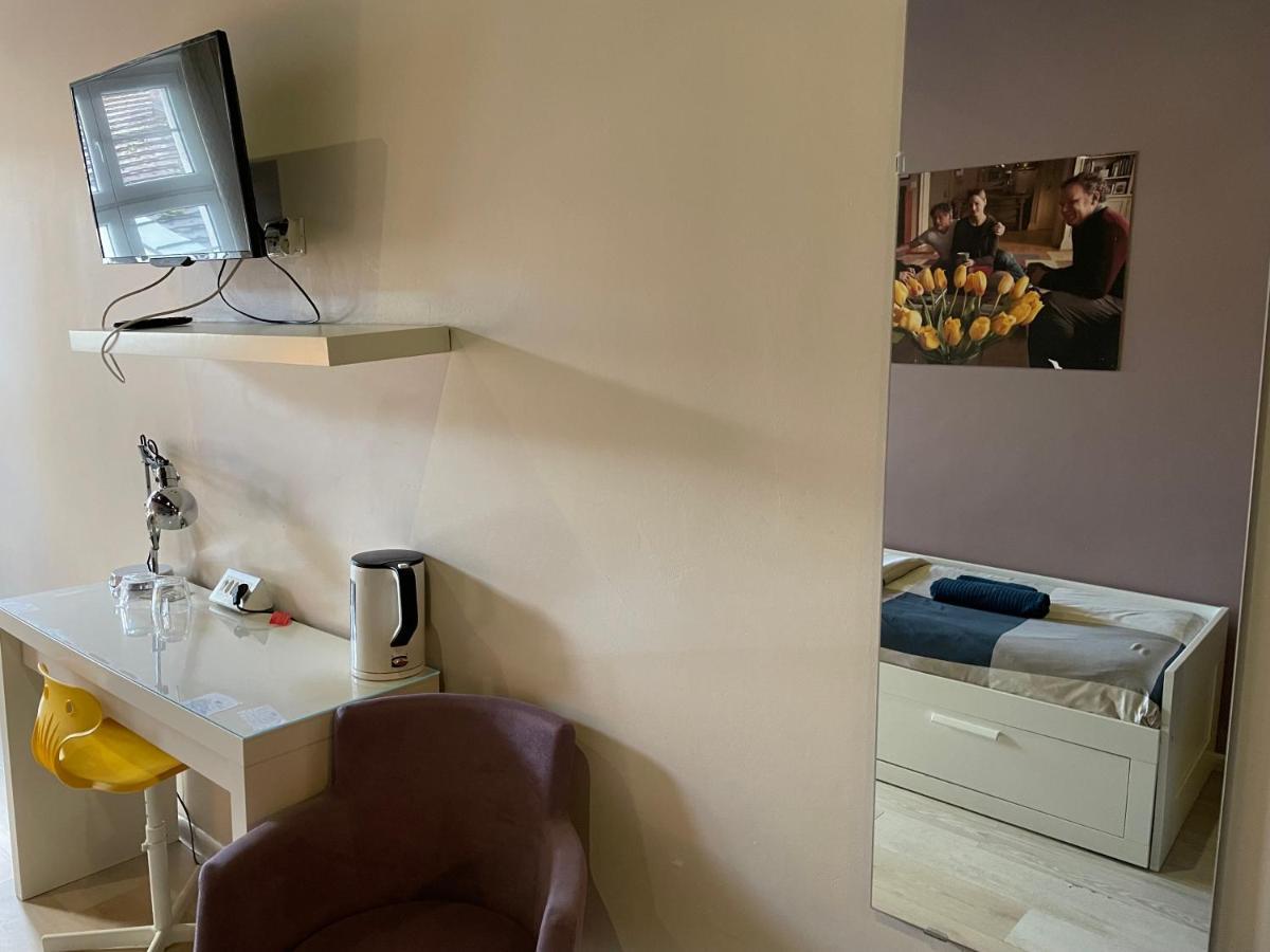 One More Night Apartment, Poznan Old Town ภายนอก รูปภาพ